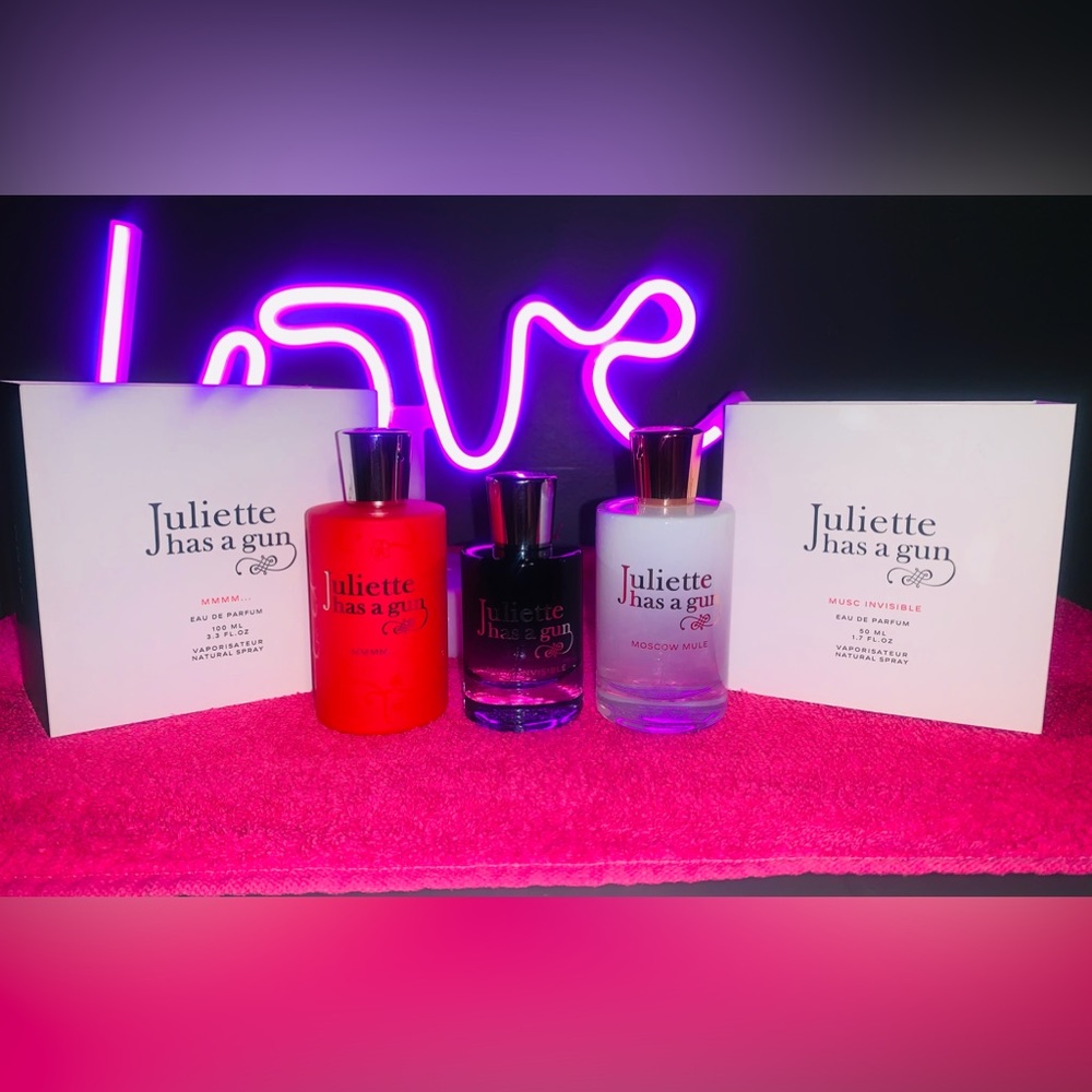 RESERVED FOR @rawlux DO NOT BUY Juliette has a gun trio